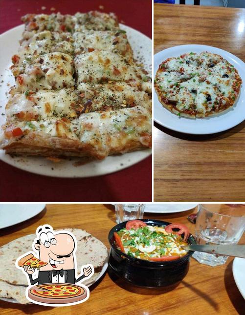 Order pizza at Punjabi Rasoi Vadodara