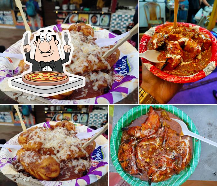 Pick pizza at King Momo World