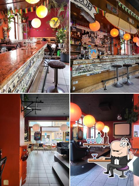 Gli interni di Bar Oops