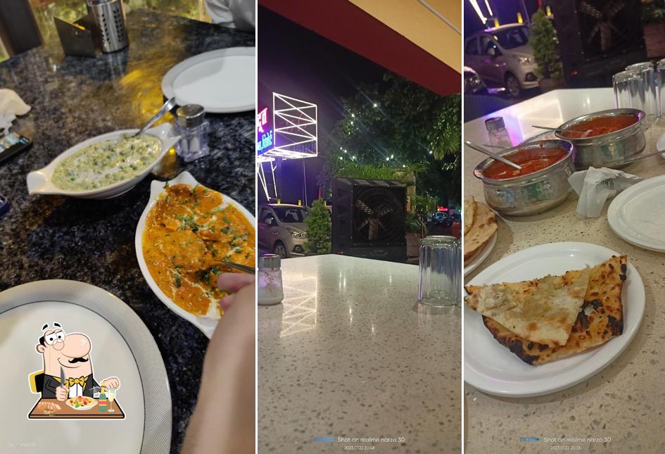 Meals at Mahalok dhaba