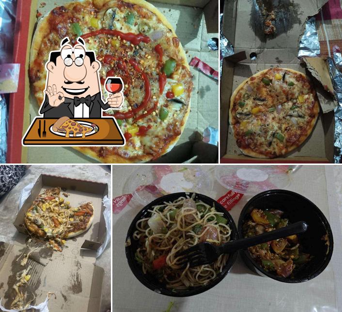 Pick pizza at The Food Chariot Company