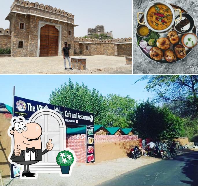 The picture of The village hut cafe & Restaurant’s exterior and food