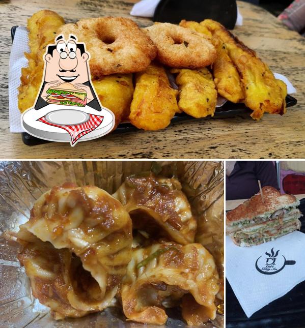 Club sandwich at Café Dig In