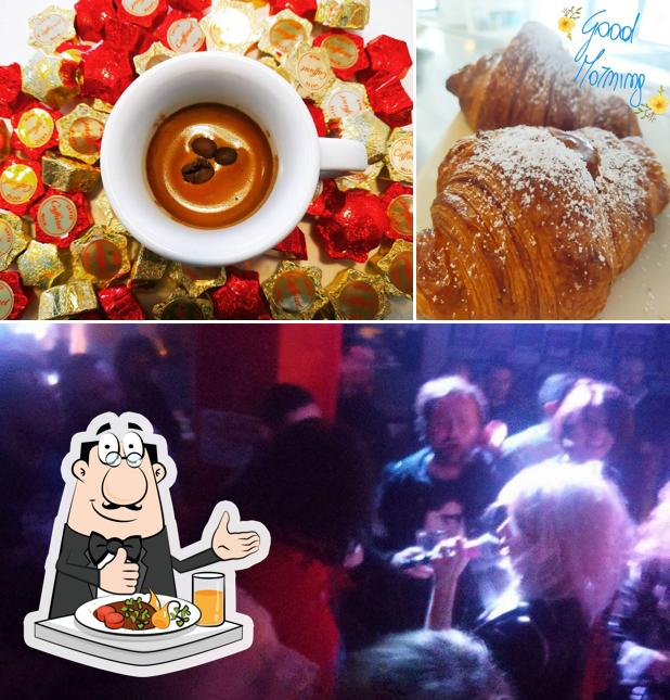 Dai un’occhiata alla foto che mostra la cibo e bancone da bar di Gala Caffè