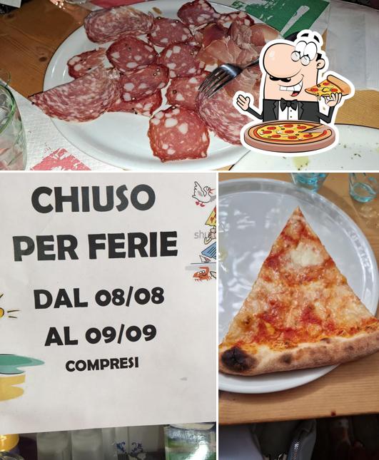 A Pizzeria Italia dallo Zio, puoi provare una bella pizza