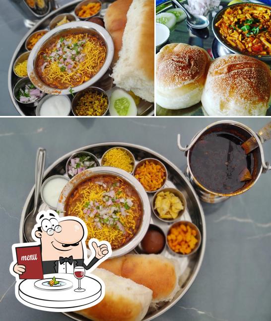 Food at Shantai Dhaba