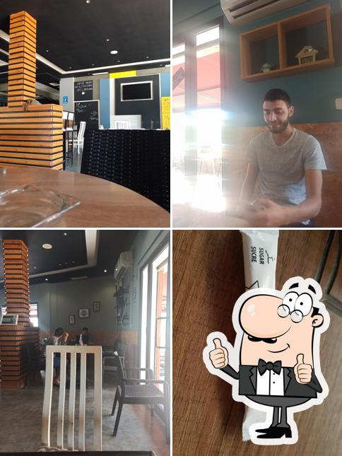 Voici une image de FlashBack Coffee
