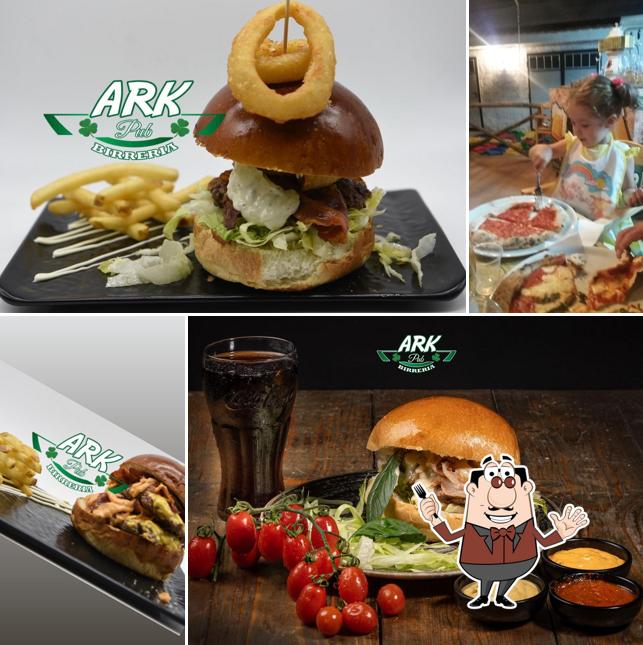Panino con maiale stirato al Ark pub