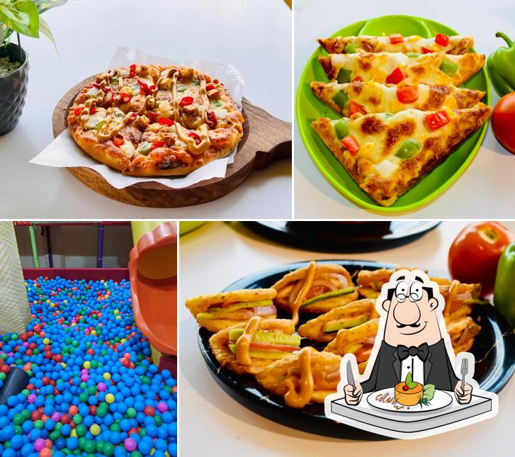 Food at BumbleBee ThePlayCafe