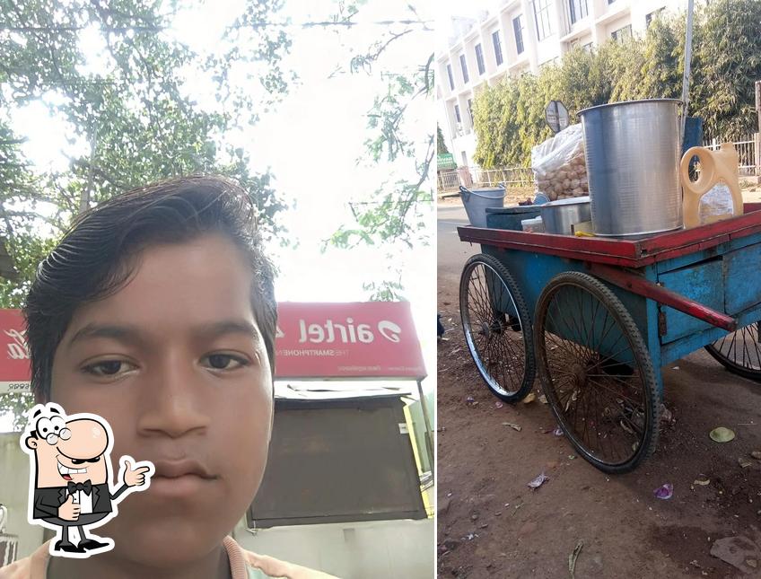 Look at this pic of Gupchup
