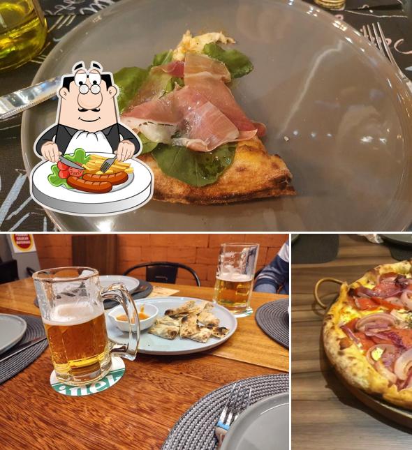 Comida em Pizzaria Cosmopolizza