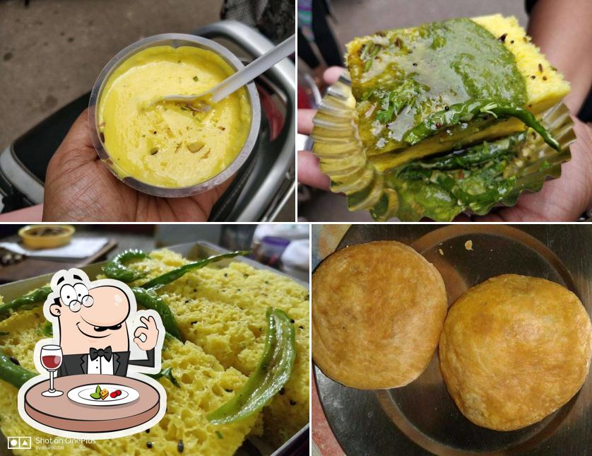 Food at Poonam Sweet Center