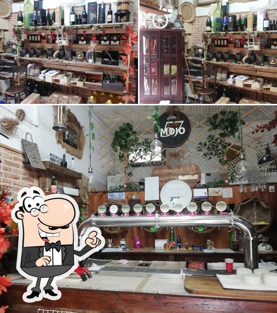 Gli interni di L'angolo del Vino di Giuseppe Bastantemente