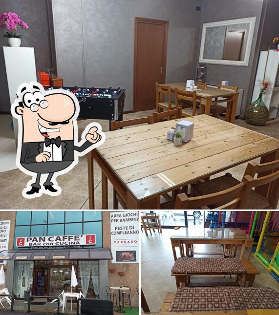 Siediti a un tavolo di BAR PAN CAFFE'