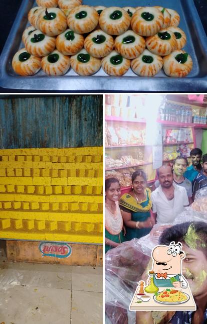 Food at New Sri iyyangar Bakery