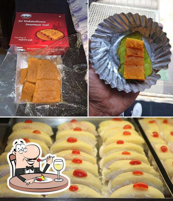 Food at Sri Venkateshwara Sweetmeat Stall (original)