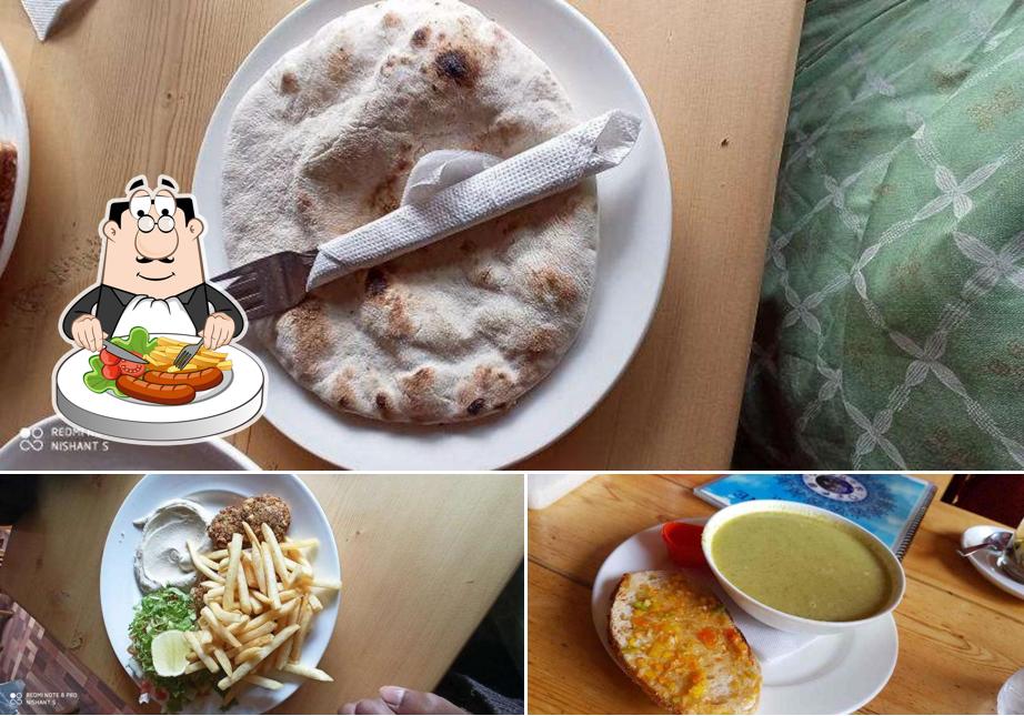 Food at TREK & DINE