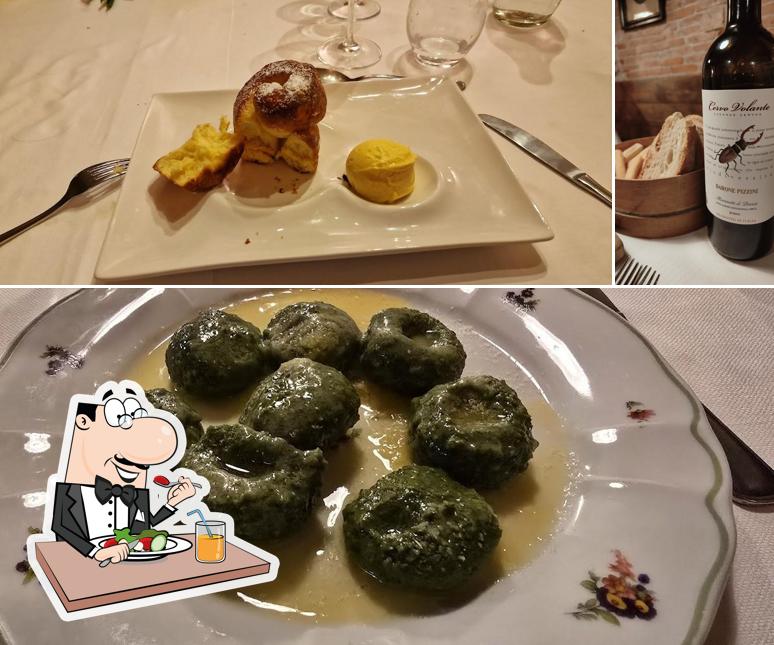 Dai un’occhiata alla foto che presenta la cibo e bevanda di G.a.Porteri