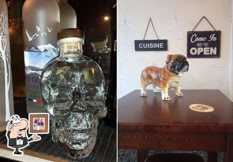 Gli interni di Bulldog Café