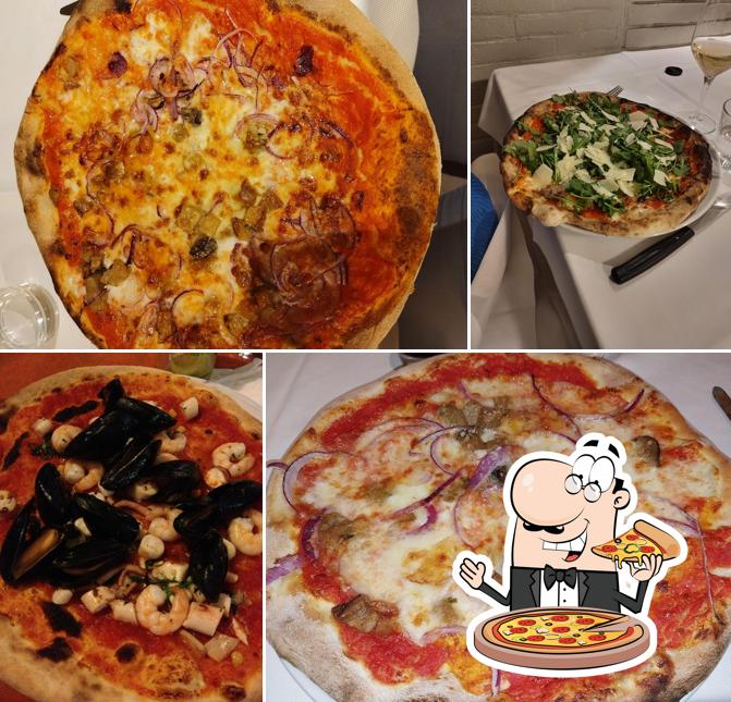 Ordina una pizza a Ristorante Pizzeria Uva Passa