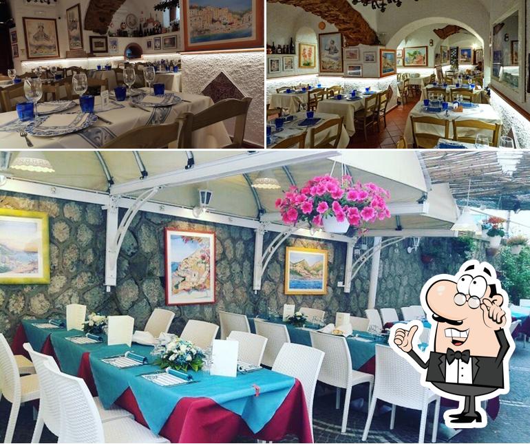 Siediti a un tavolo di Ristorante La Botte