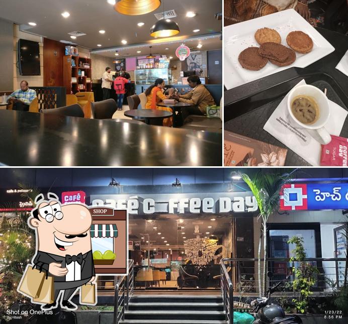 Check out how Café Coffee Day looks outside