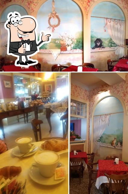 Vedi questa foto di Bar Bonbon