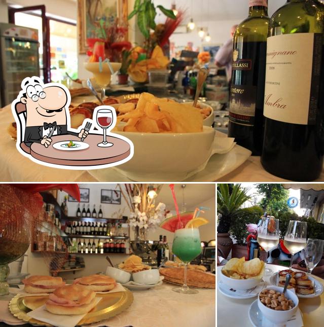 Cibo al Caffè dell'Opera