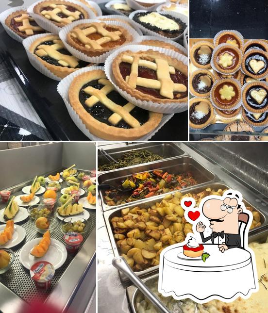 Dubai Coffee Lounge offre un'ampia gamma di dessert