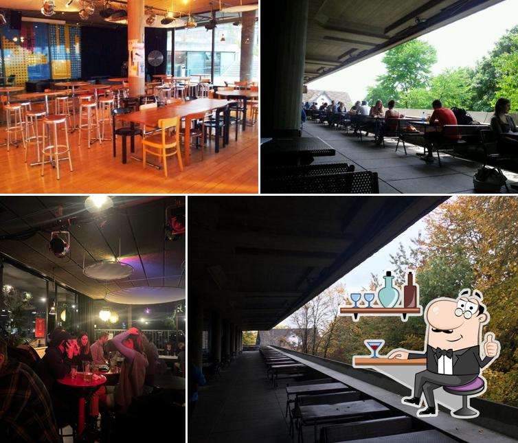 Dai un'occhiata agli interni di bQm Culture Café & Bar