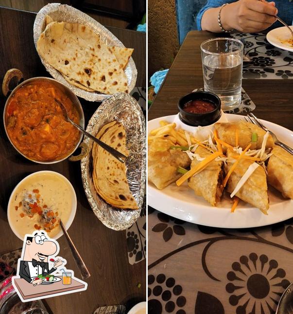 Food at Moshika Bhavan 24hrs Vegetarian Restaurant