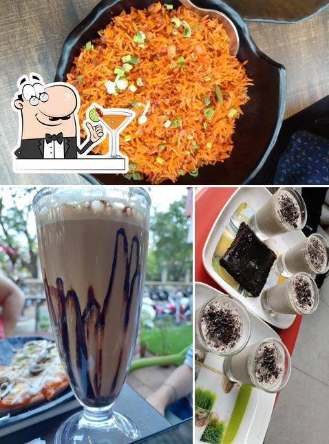 Sadguru Krupa is distinguished by drink and food