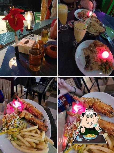 Food at Elina’s (Shiv Tandav) Bar & Restaurant