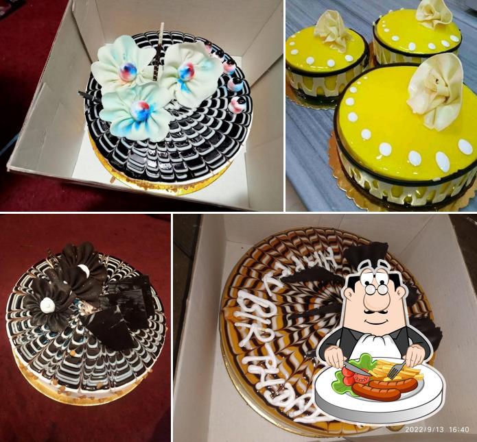 MOM'S BAKERY