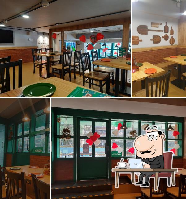 Check out how 1441 Pizzeria Juhu looks inside
