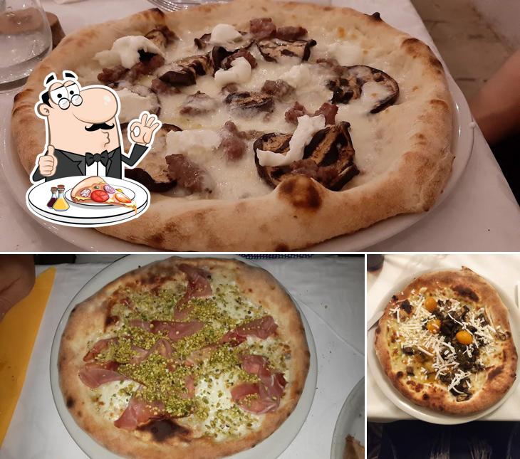 Scegli tra le molte varianti di pizza