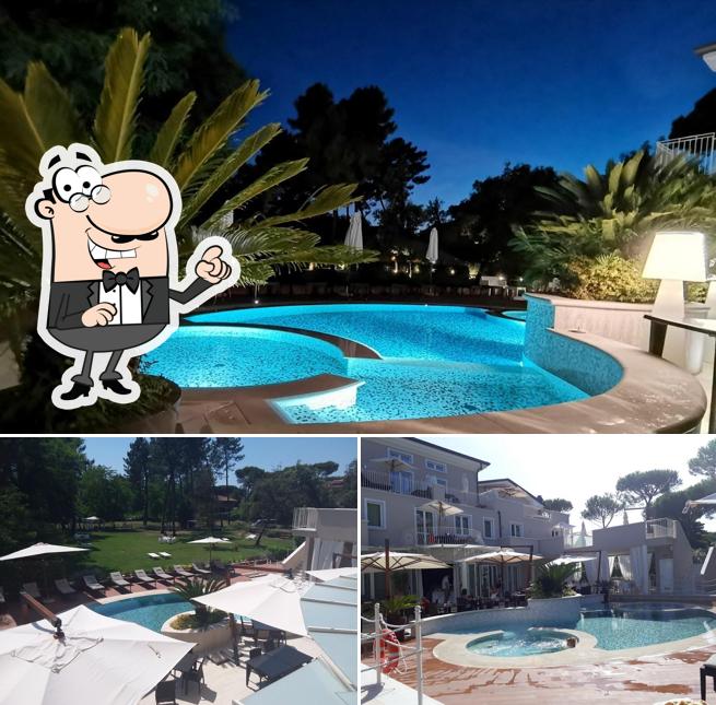Goditi la vista dall'area esterna di Hotel Stella Della Versilia Srl