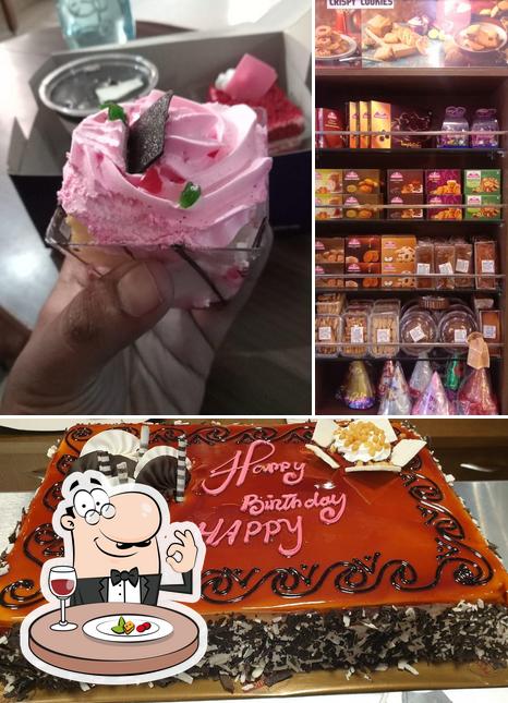 Food at MONGINIS CAKE SHOP BJB NAGAR