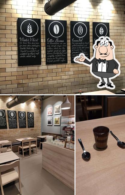 Elementaria Bakery Cafe is distinguished by interior and blackboard