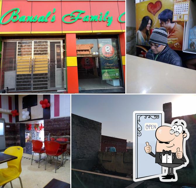 Here's a pic of Bansal's Family dhaba
