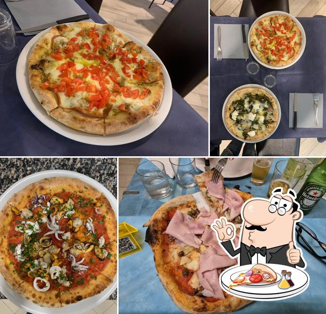 Scegli una pizza a New Sund Beach