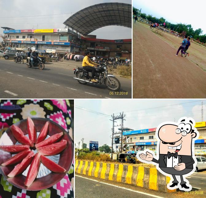 Look at this pic of Paras Plaza Cafe