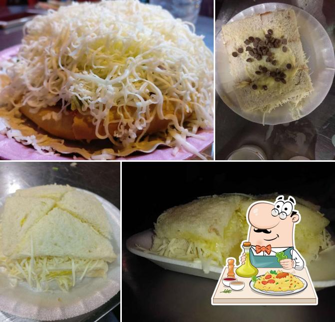 Manek Pizza Sandwich