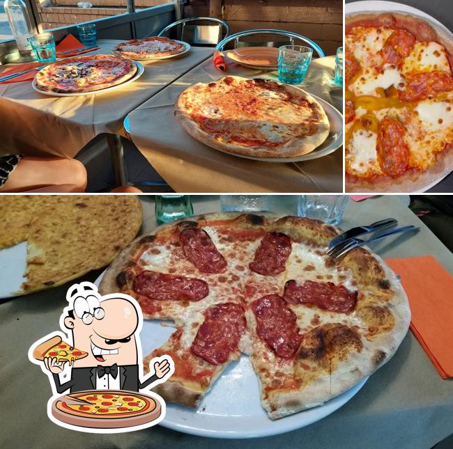 Prova una pizza a Da Inno - Pizza e Farinata