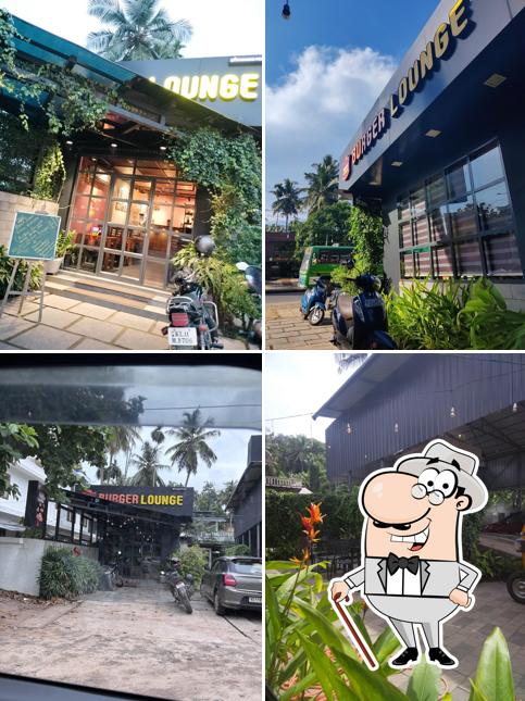 The exterior of Burger Lounge