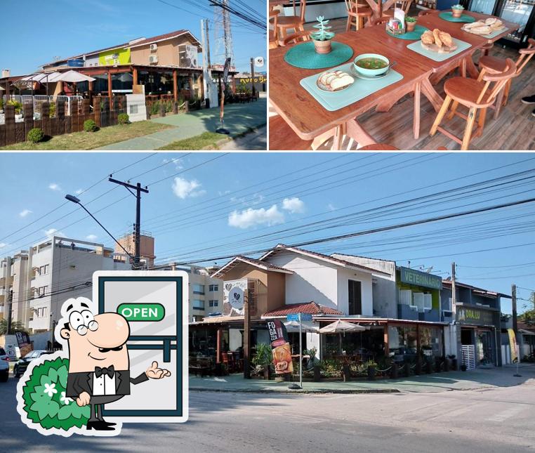 Entre diferentes coisas, exterior e interior podem ser encontrados no Empório GrãosFort