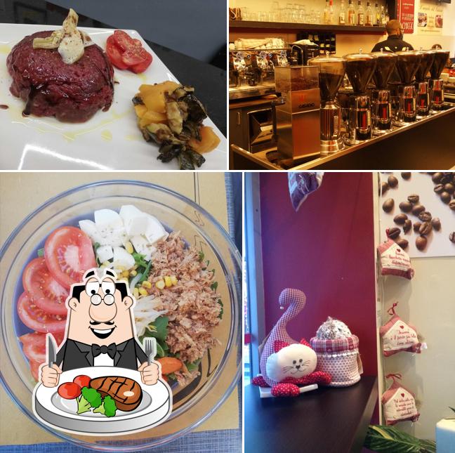 Ordina i un pasto a base di carne a Bar Maghes