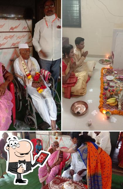 Look at the pic of Cakes & More Shrirampur