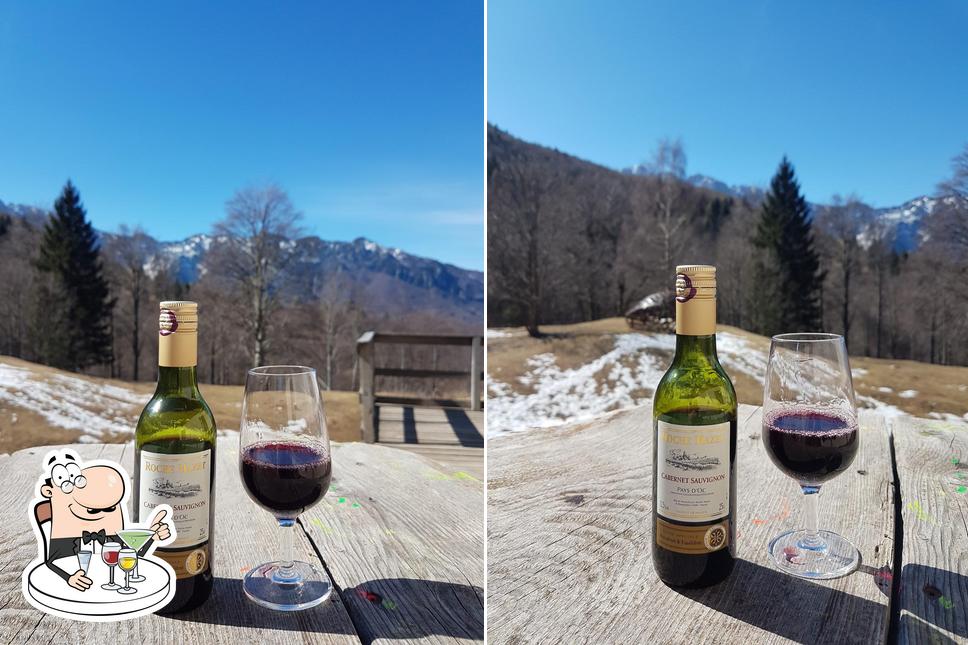 Loc. Malga Fratte, 38060 Vallarsa TN serve alcolici