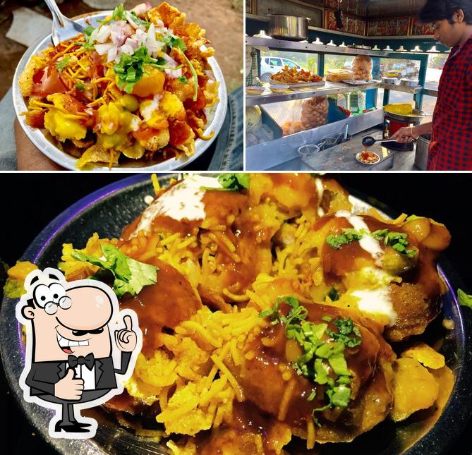 Savariya Bhelpuri Shop
